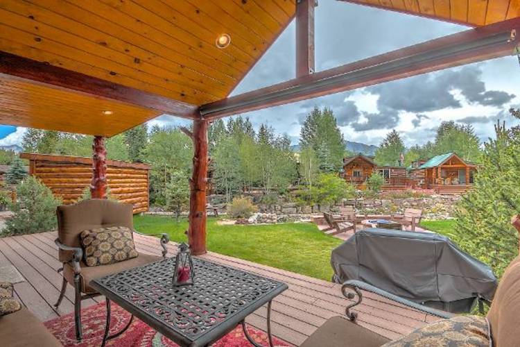 tiger run cabin covered porch